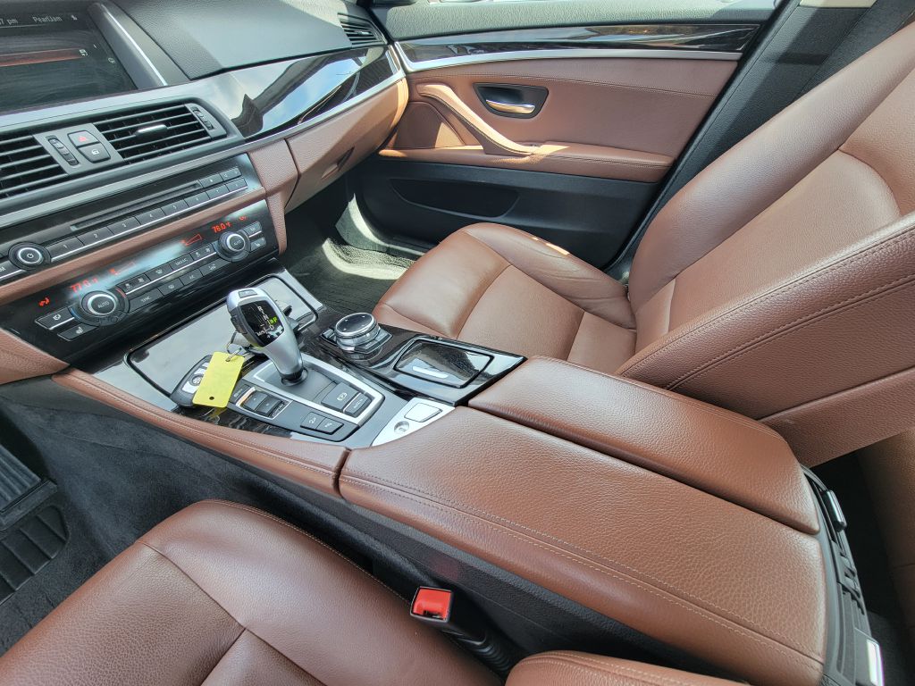 Image for 2014 BMW 528I XDRIVE NAV Tech-Michelins-Rear Camera