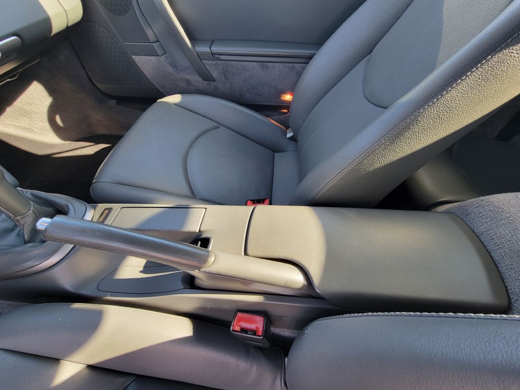 Image for 2009 Porsche 911 CARRERA CAB Manual Gearbox - Local Consign