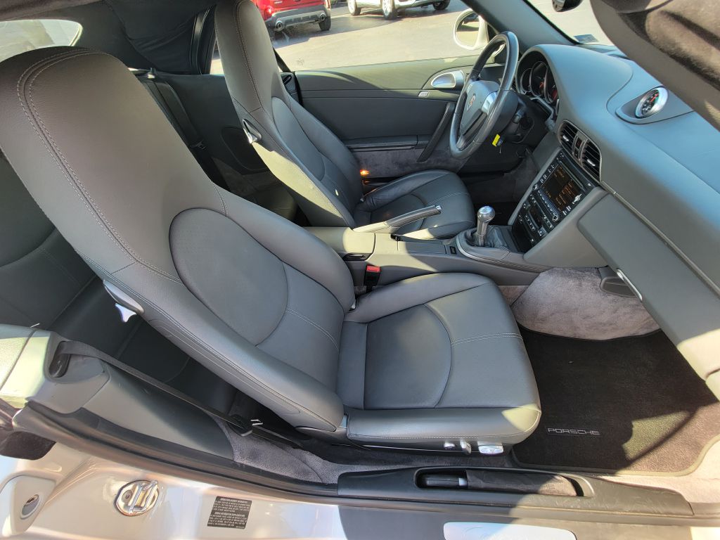 Image for 2009 Porsche 911 CARRERA CAB Manual Gearbox - Local Consign