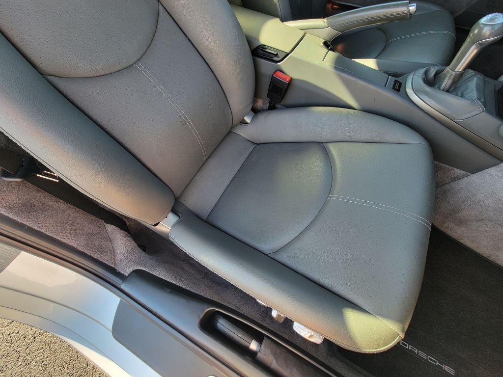 Image for 2009 Porsche 911 CARRERA CAB Manual Gearbox - Local Consign