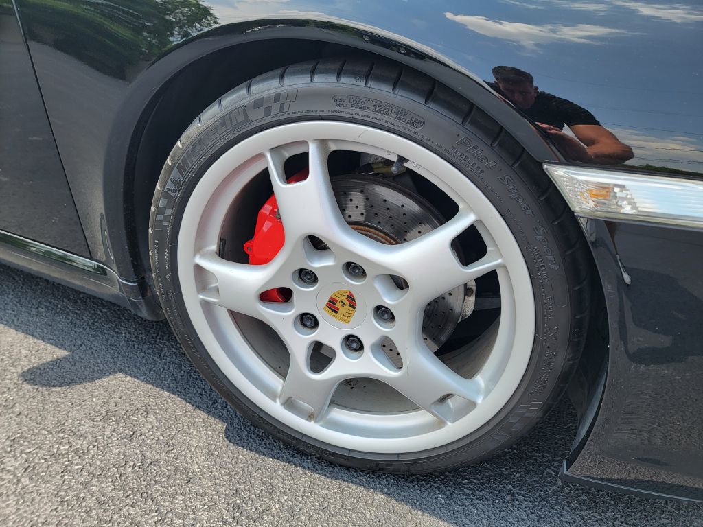 Image for 2005 Porsche 911 997S COUPE NEW Brakes- 6 Speed Manual