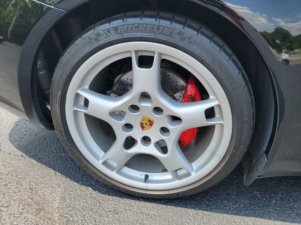 Image for 2005 Porsche 911 997S COUPE NEW Brakes- 6 Speed Manual