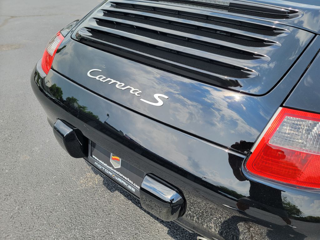 Image for 2005 Porsche 911 997S COUPE NEW Brakes- 6 Speed Manual