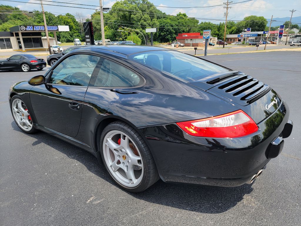 Image for 2005 Porsche 911 997S COUPE NEW Brakes- 6 Speed Manual