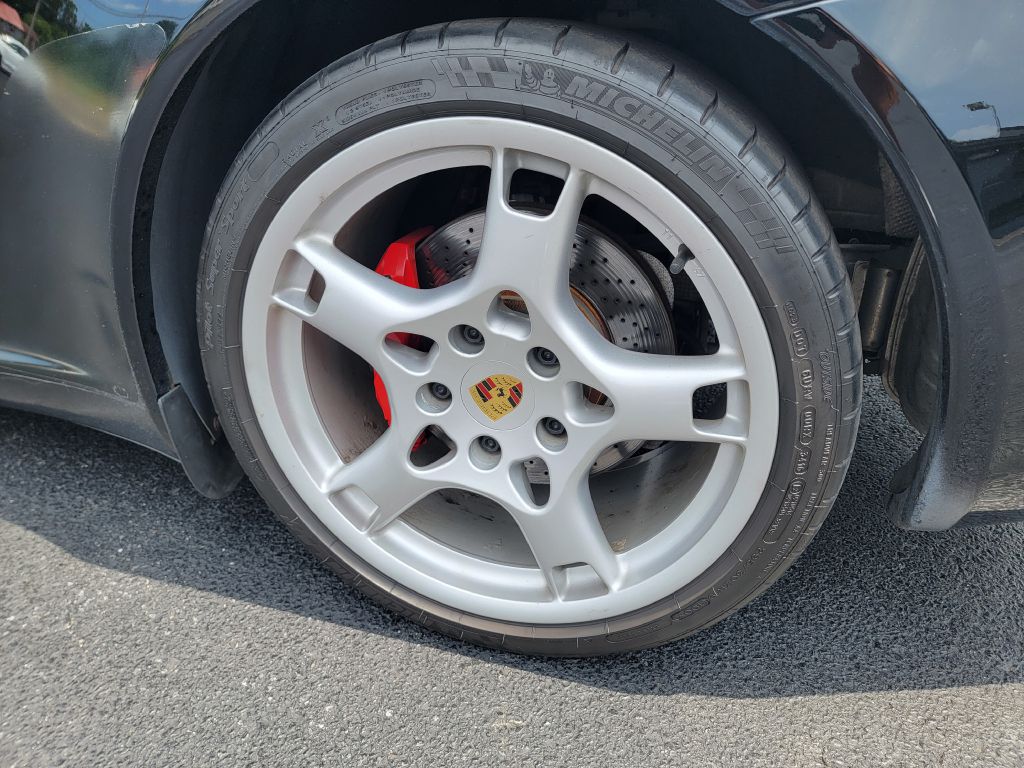 Image for 2005 Porsche 911 997S COUPE NEW Brakes- 6 Speed Manual