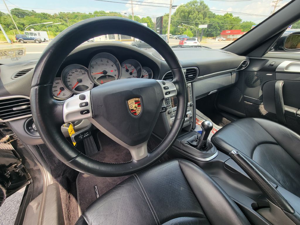 Image for 2005 Porsche 911 997S COUPE NEW Brakes- 6 Speed Manual