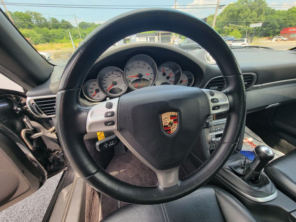 Image for 2005 Porsche 911 997S COUPE NEW Brakes- 6 Speed Manual