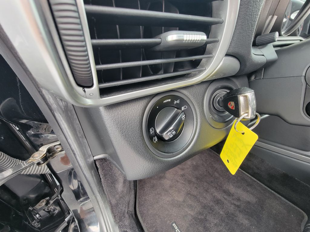 Image for 2005 Porsche 911 997S COUPE NEW Brakes- 6 Speed Manual