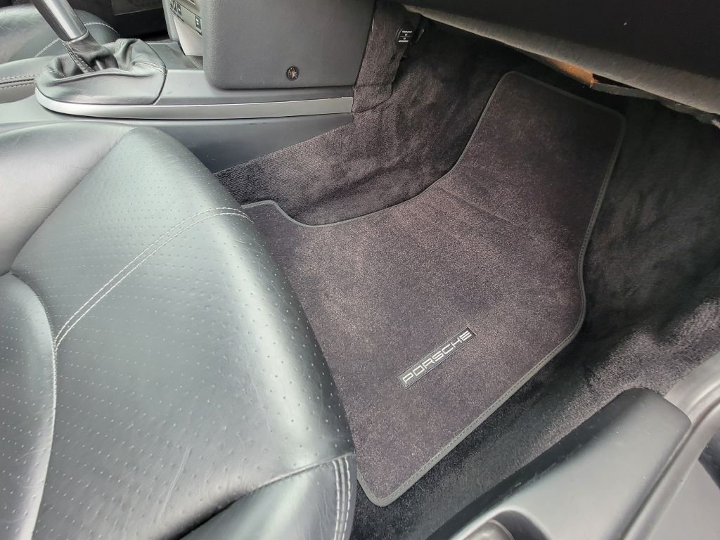 Image for 2005 Porsche 911 997S COUPE NEW Brakes- 6 Speed Manual