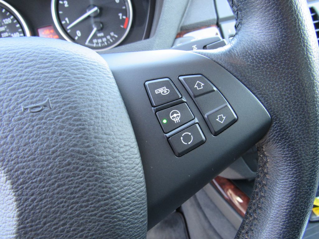 Image for 2012 BMW X5 XDRIVE 35I 1 Owner! LIKE NEW-Full Options