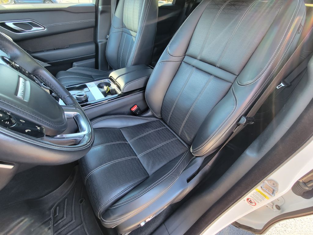 Image for 2019 Land Rover RANGE ROVER 380 R-DYNAMIC HSE Loaded!