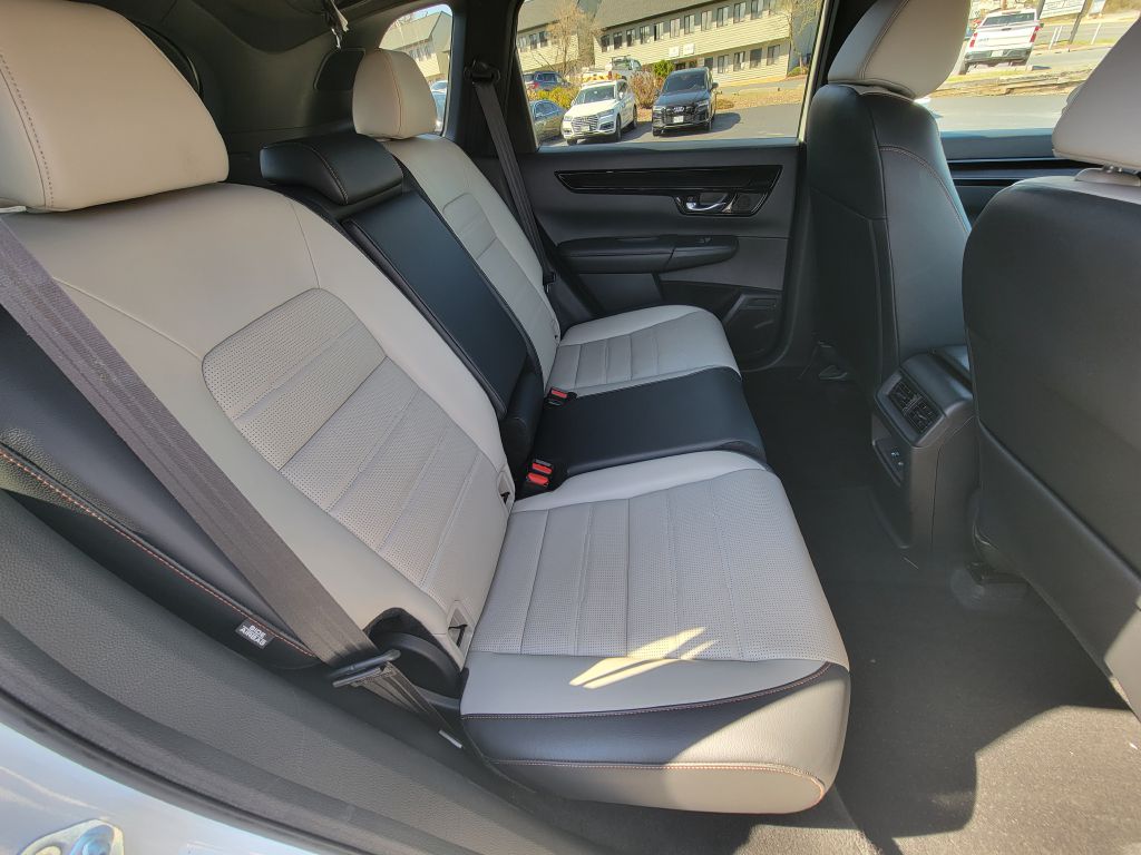 Image for 2023 Honda CR-V HYBRID AWD SPORT TOURING-1 Owner! Loaded