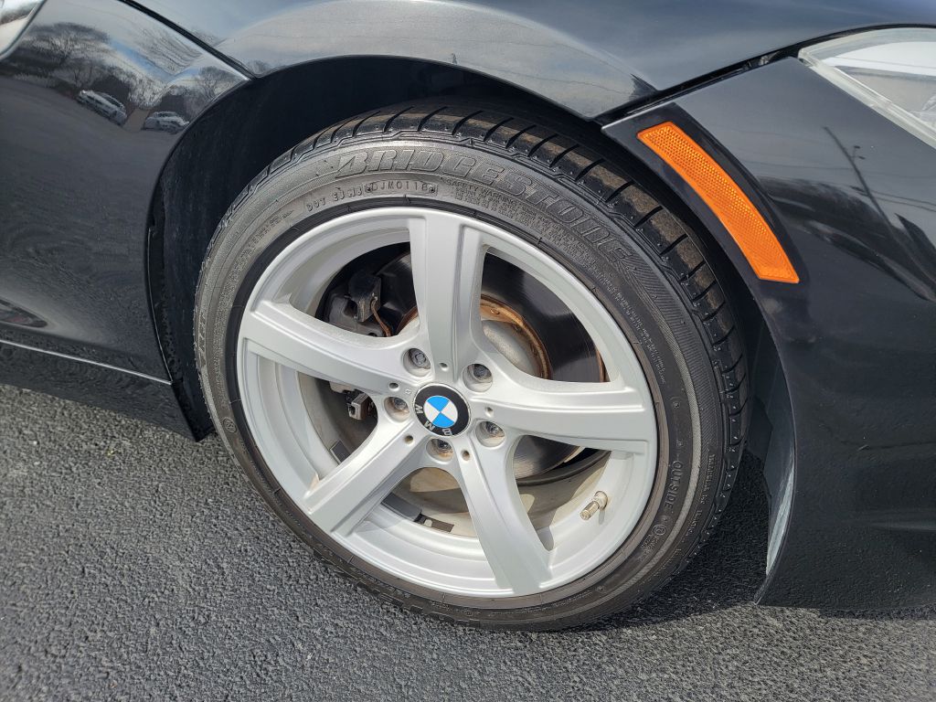 Image for 2016 BMW Z4 28I ROADSTER 1 Owner! Heated Seats-NAV!