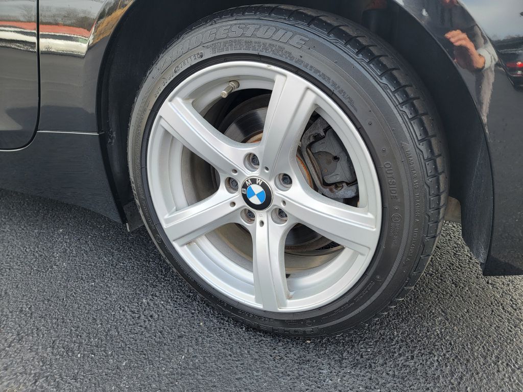 Image for 2016 BMW Z4 28I ROADSTER 1 Owner! Heated Seats-NAV!