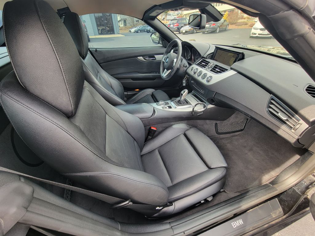 Image for 2016 BMW Z4 28I ROADSTER 1 Owner! Heated Seats-NAV!