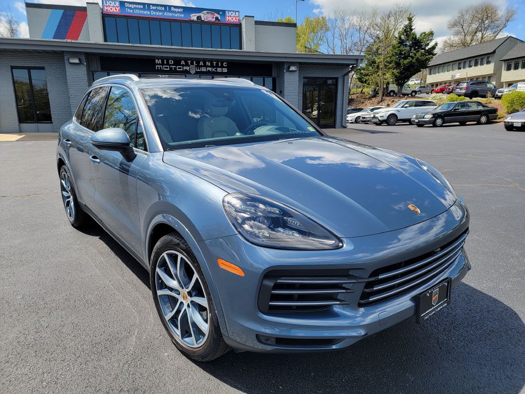 Image for 2020 Porsche CAYENNE S Launch Edition Biscay Blue