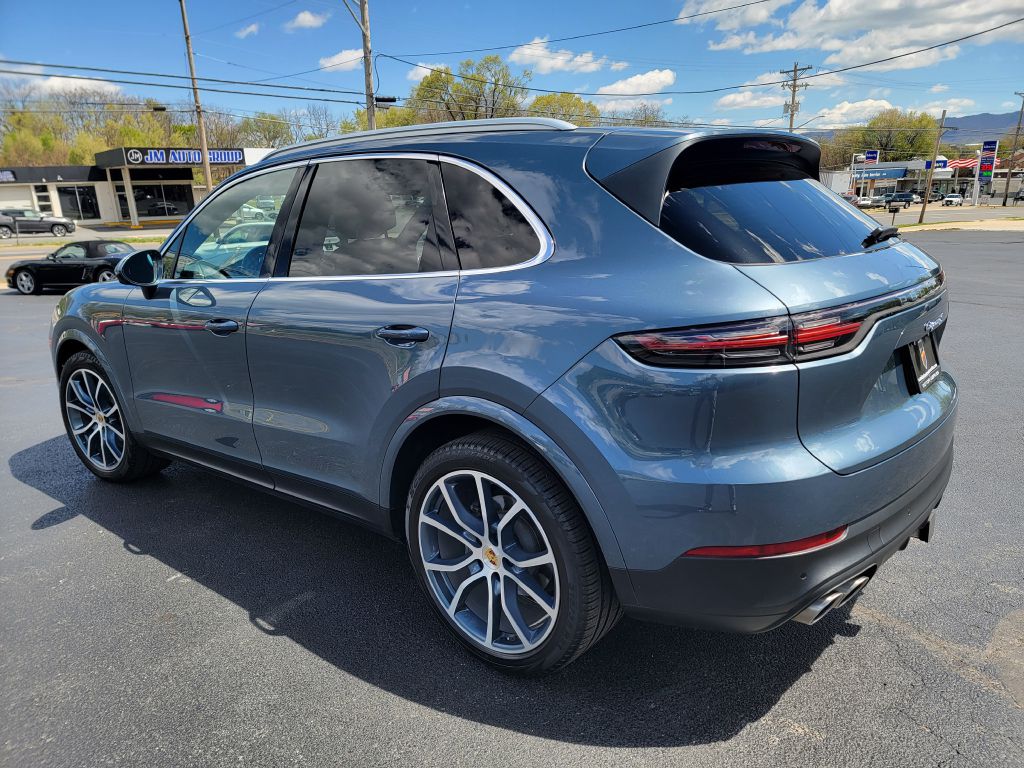 Image for 2020 Porsche CAYENNE S Launch Edition Biscay Blue
