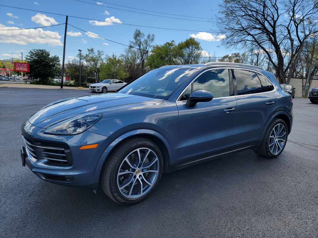 Image for 2020 Porsche CAYENNE S Launch Edition Biscay Blue