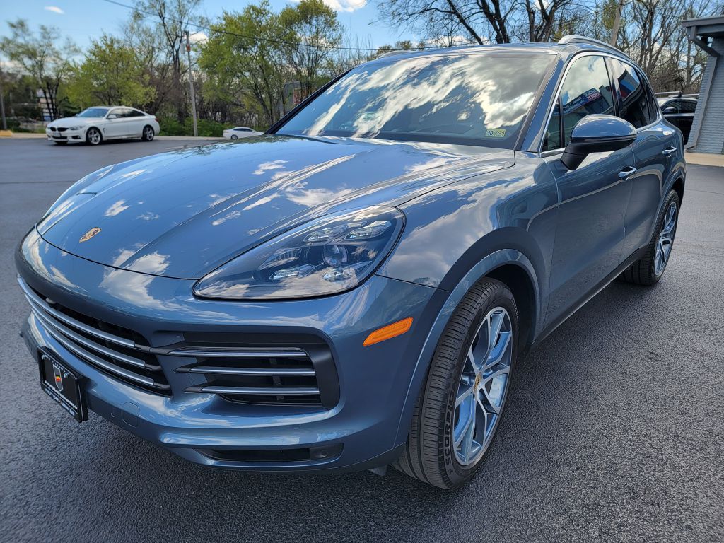 Image for 2020 Porsche CAYENNE S Launch Edition Biscay Blue