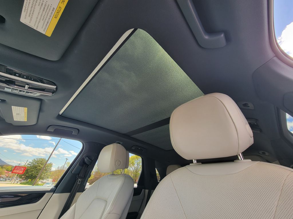 Image for 2020 Porsche CAYENNE S Launch Edition Biscay Blue