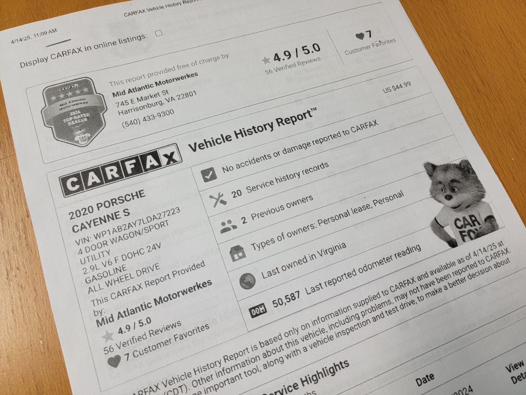 Image for 2020 Porsche CAYENNE S Launch Edition Biscay Blue