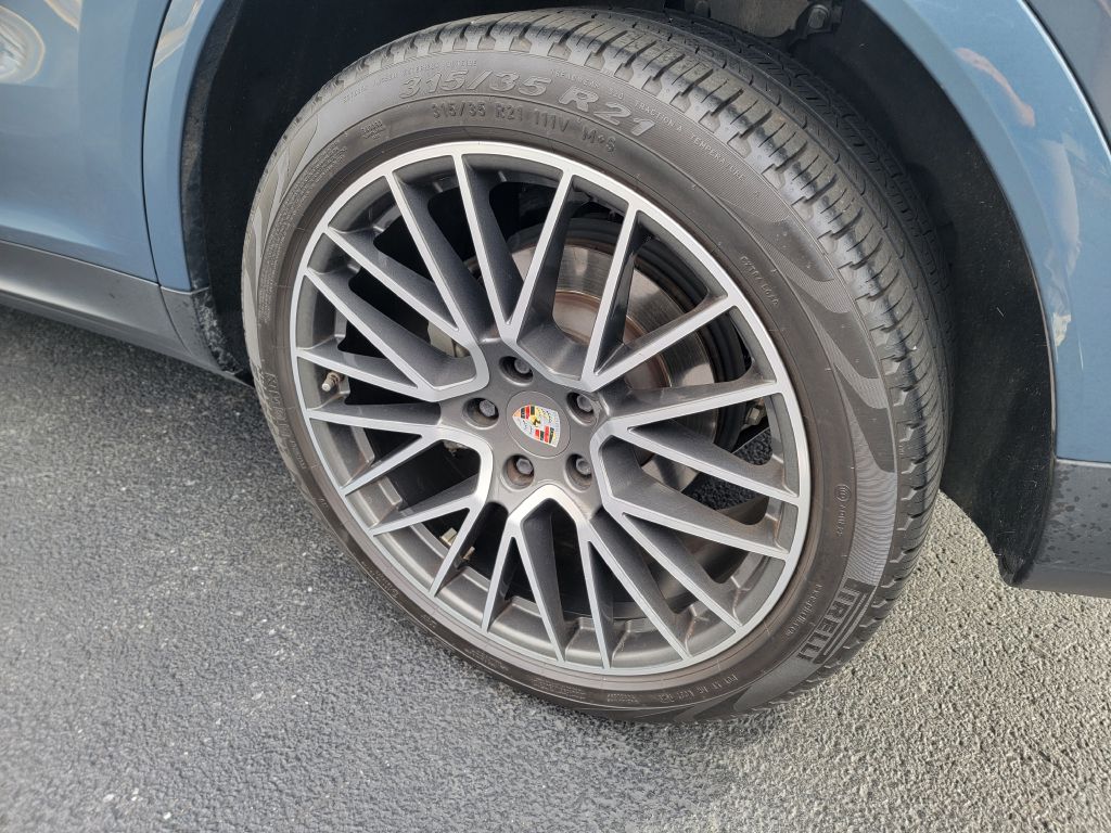 Image for 2019 Porsche CAYENNE S Fresh Service-Skyview-BOSE!