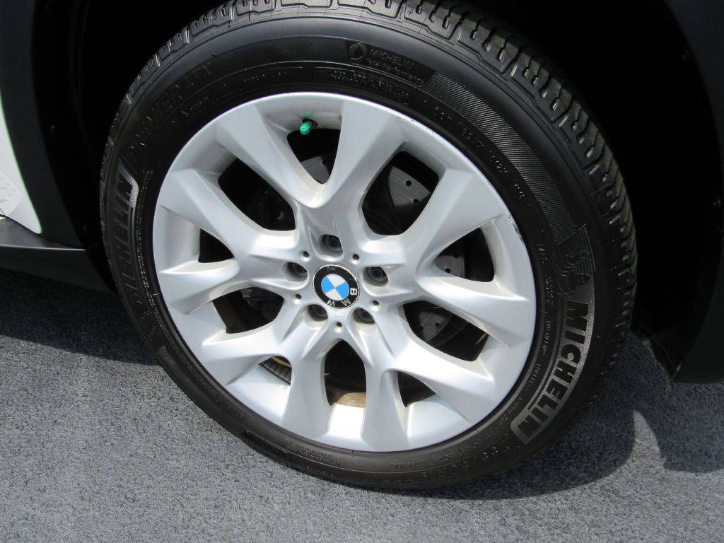 Image for 2013 BMW X5 XDRIVE 35I NAV-Skyview Cam-Michelins!!
