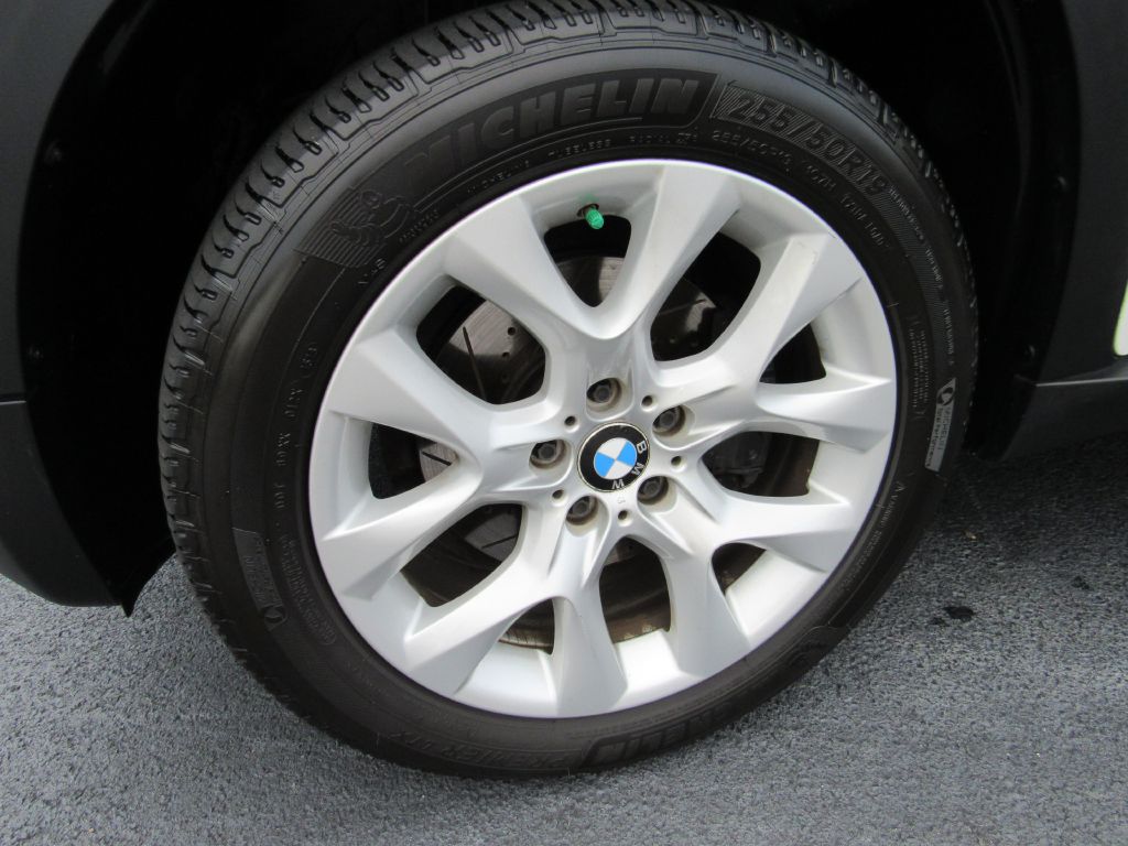 Image for 2013 BMW X5 XDRIVE 35I NAV-Skyview Cam-Michelins!!