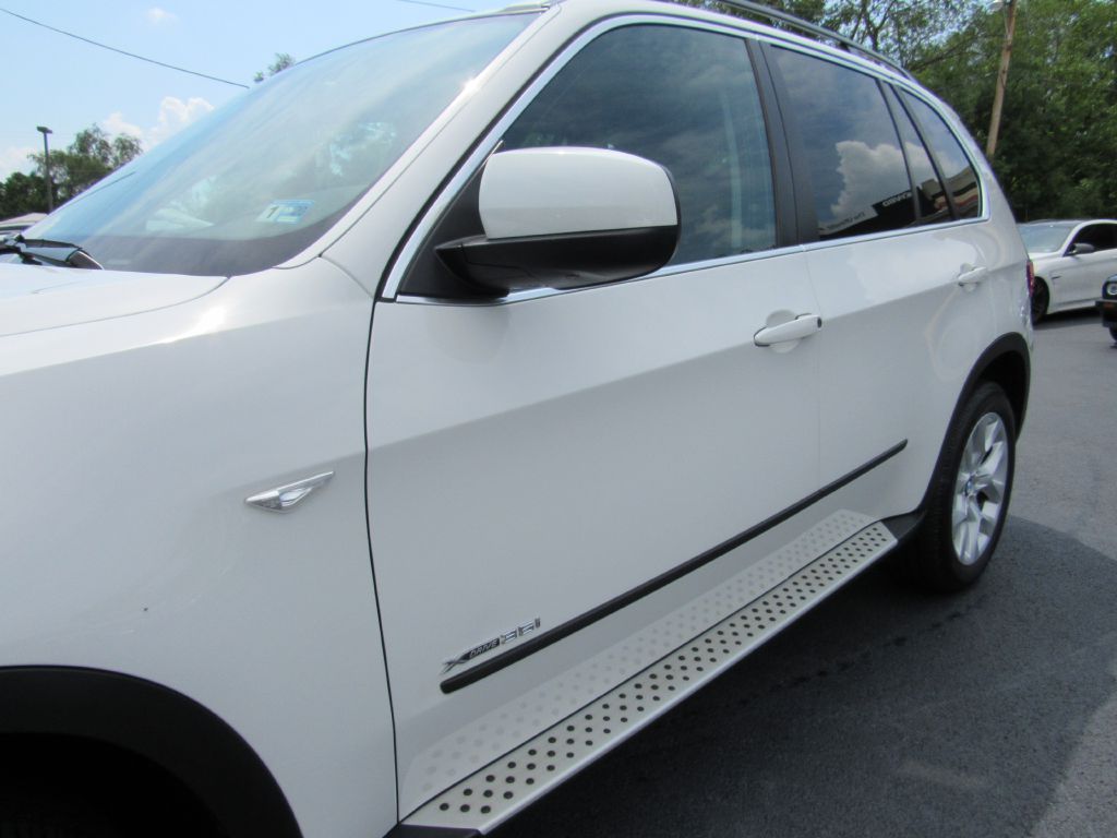 Image for 2013 BMW X5 XDRIVE 35I NAV-Skyview Cam-Michelins!!