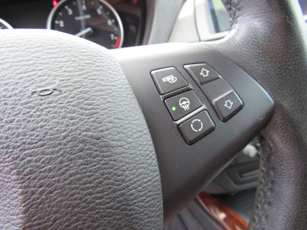 Image for 2013 BMW X5 XDRIVE 35I NAV-Skyview Cam-Michelins!!