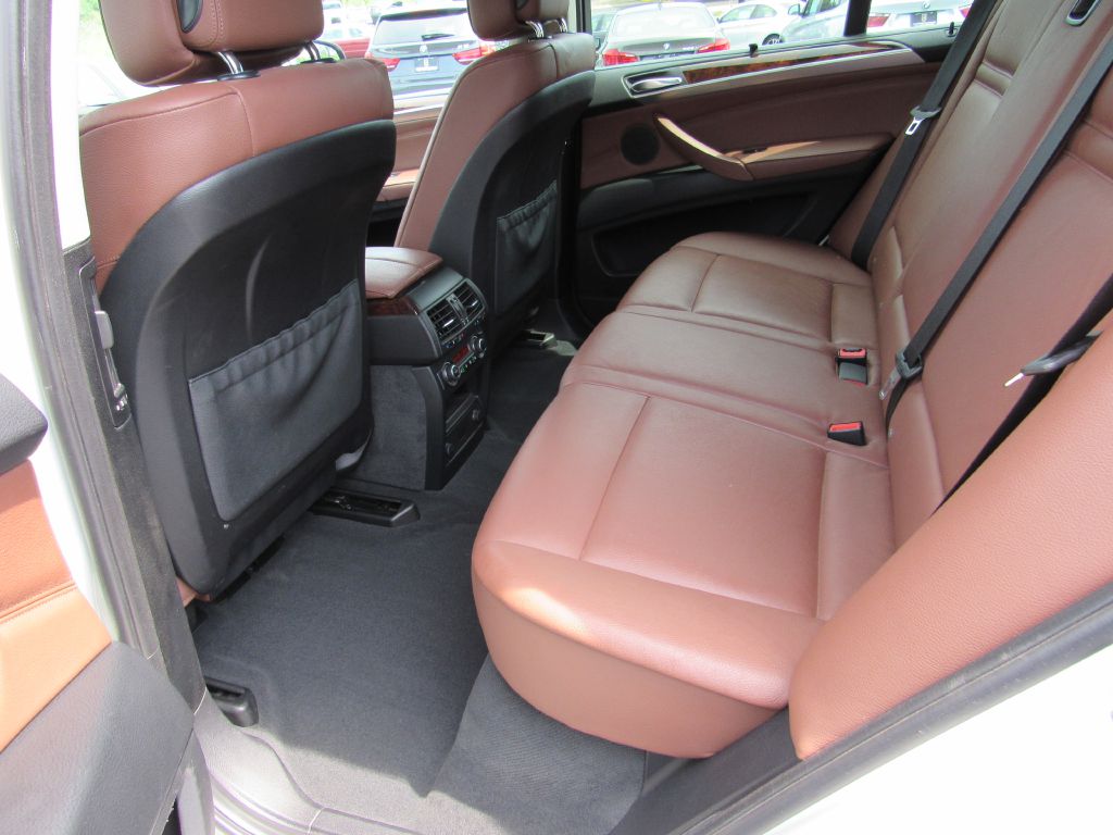 Image for 2013 BMW X5 XDRIVE 35I NAV-Skyview Cam-Michelins!!