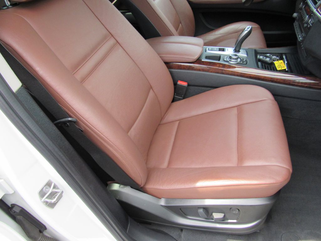 Image for 2013 BMW X5 XDRIVE 35I NAV-Skyview Cam-Michelins!!