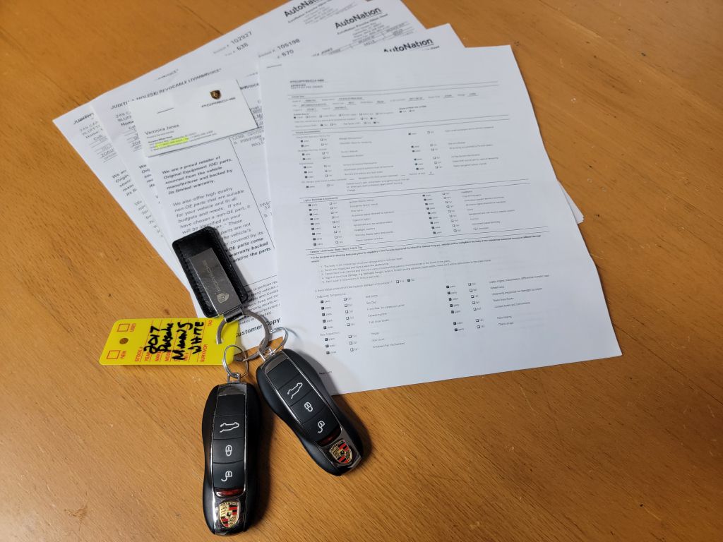 Image for 2017 Porsche MACAN S AWD CPO-Pano Roof-AC Seats!