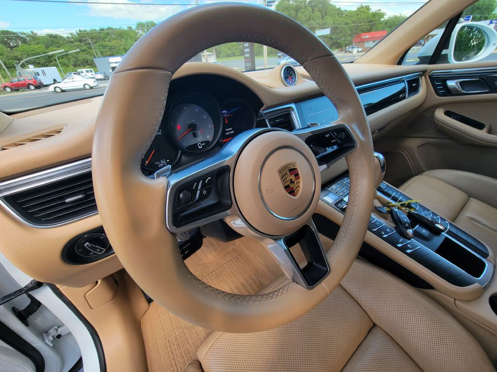 Image for 2017 Porsche MACAN S AWD CPO-Pano Roof-AC Seats!