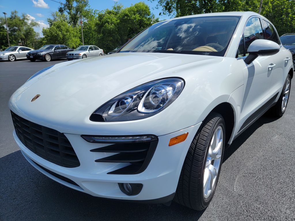 Image for 2017 Porsche MACAN S AWD CPO-Pano Roof-AC Seats!