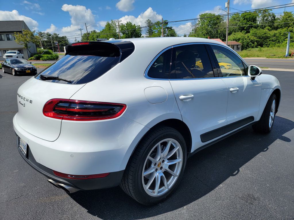 Image for 2017 Porsche MACAN S AWD CPO-Pano Roof-AC Seats!