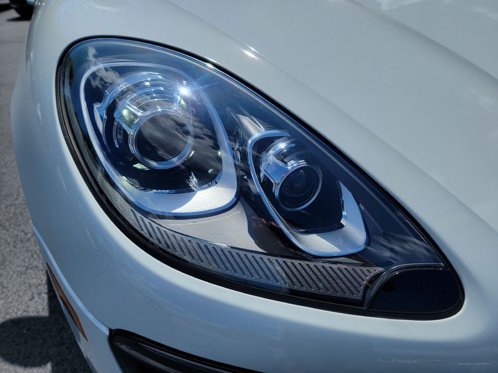 Image for 2017 Porsche MACAN S AWD CPO-Pano Roof-AC Seats!