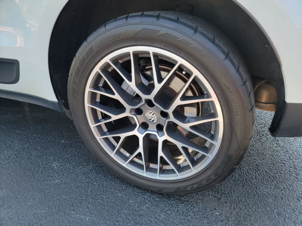 Image for 2016 Porsche MACAN S AWD NAV-Camera-Sport Chrono