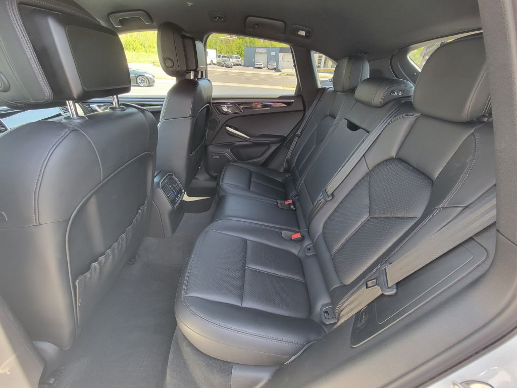 Image for 2016 Porsche MACAN S AWD NAV-Camera-Sport Chrono