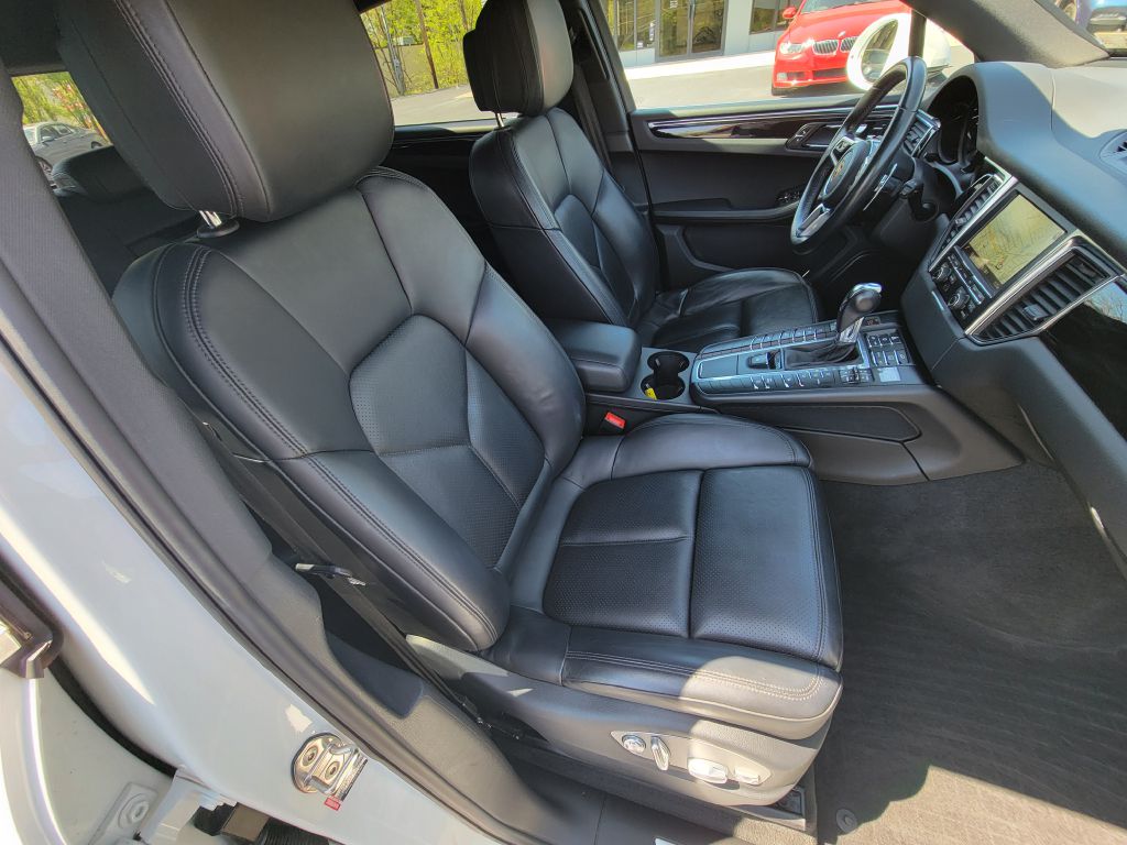 Image for 2016 Porsche MACAN S AWD NAV-Camera-Sport Chrono