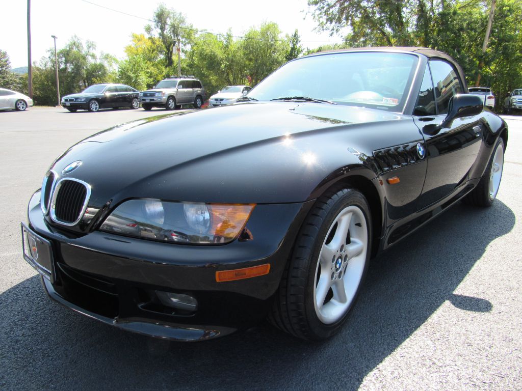 26k-Mile 1998 BMW Z3 2.8 Roadster 5-Speed