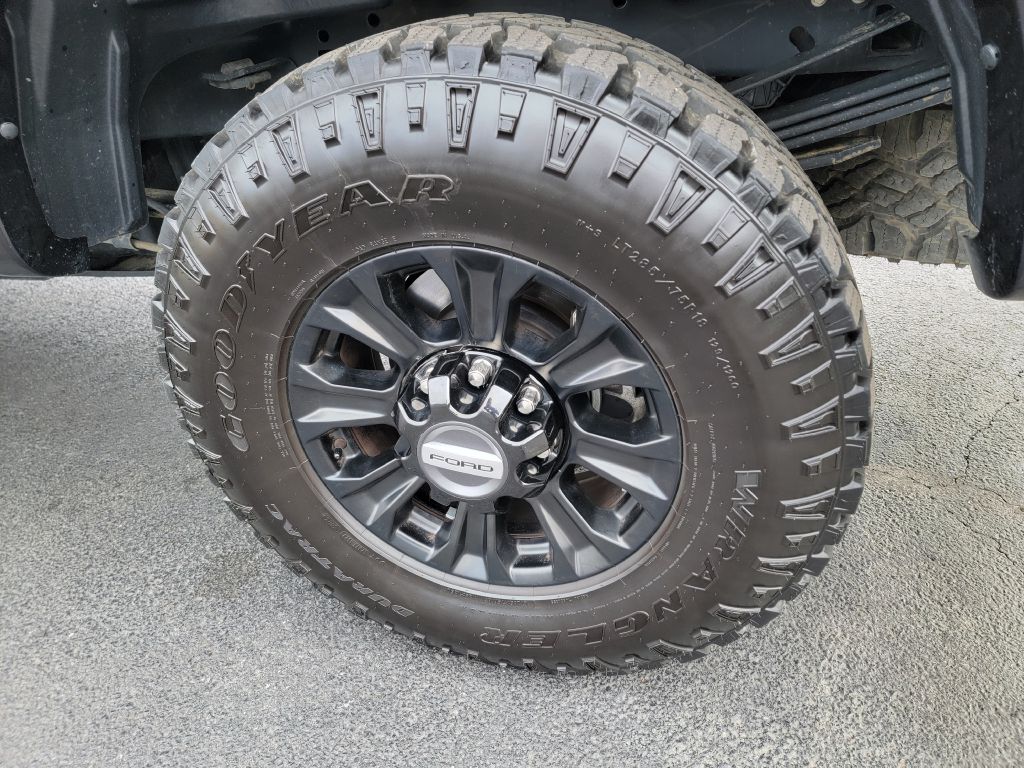 Image for 2022 Ford F250 TREMOR PKG Platinum 1-Owner Loaded Up!