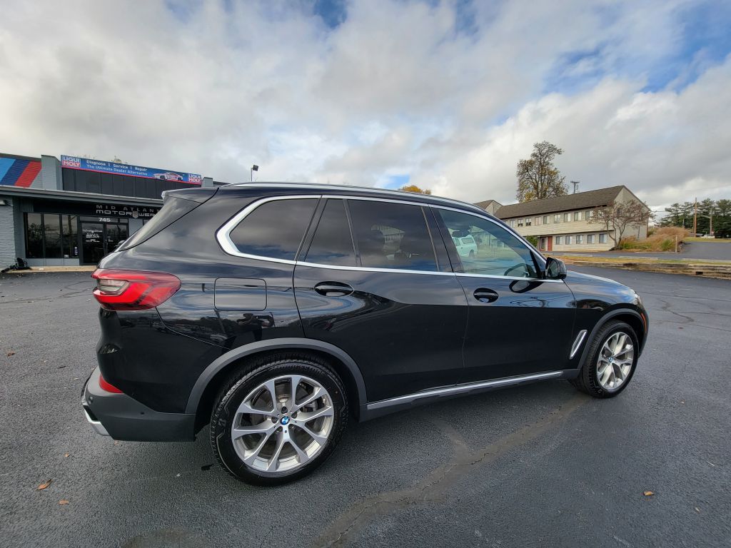Image for 2021 BMW X5 XDRIVE 40I 3rd Row-XLine Pkg-BEAUTIFUL!