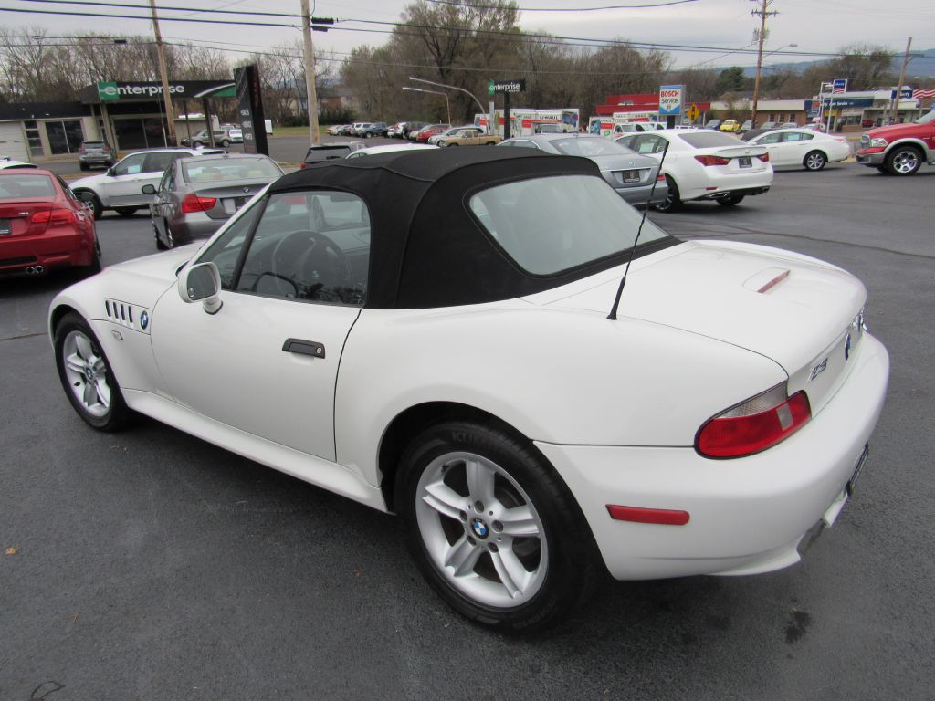 2000 BMW Z3 2.3 ROADSTER Sport Pkg-Locally Owned-CLEAN!