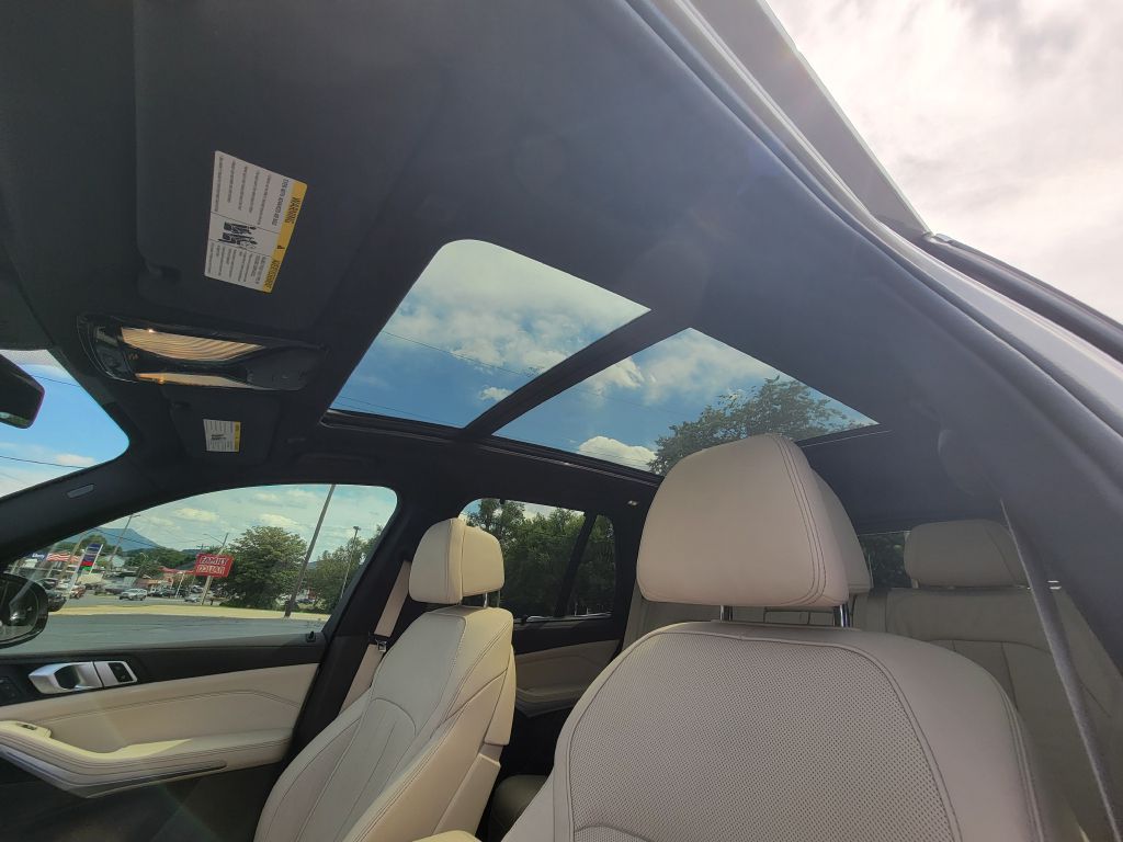 Image for 2019 BMW X5 40I XDRIVE Massage Seats-Head Up-AC Seats