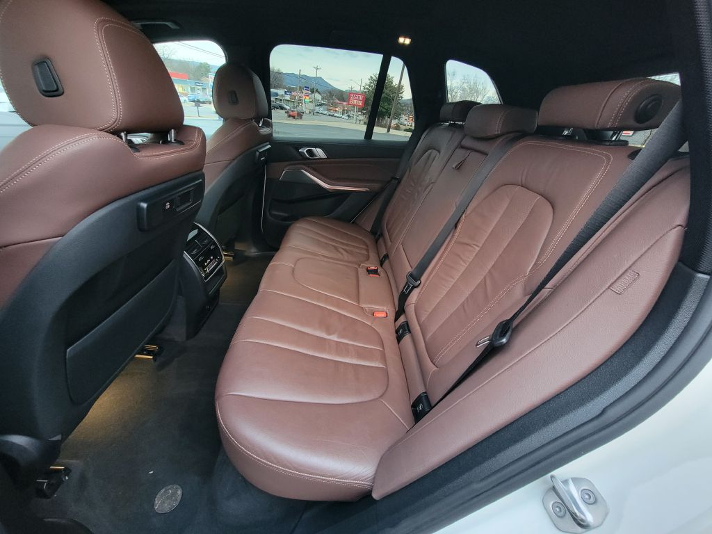 Image for 2019 BMW X5 XDRIVE 40I Loaded-HeadUp-CLEAN!!