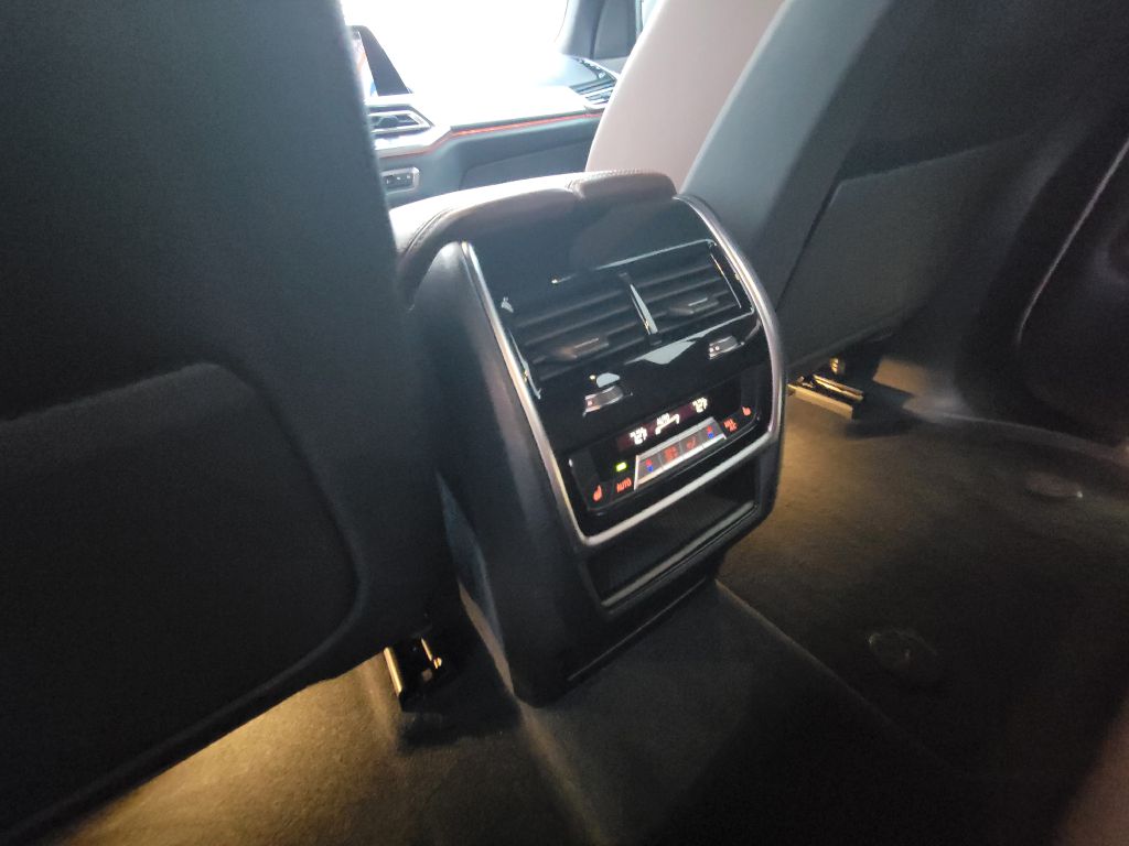 Image for 2019 BMW X5 XDRIVE 40I Loaded-HeadUp-CLEAN!!