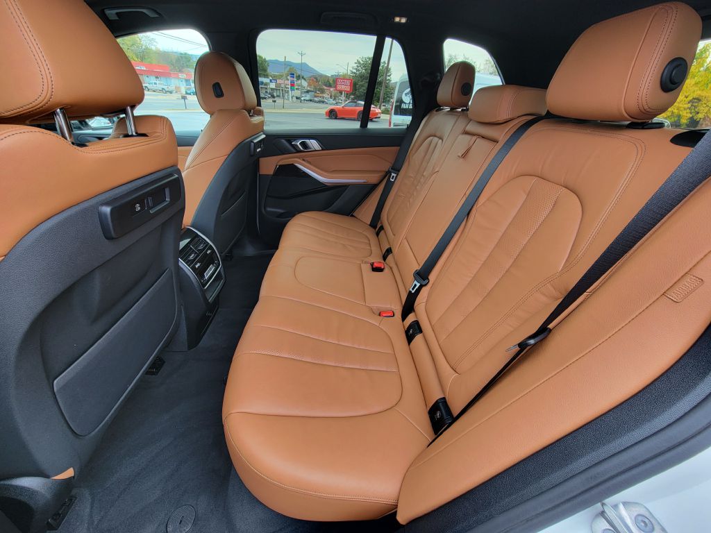 Image for 2019 BMW X5 XDRIVE 40I Extra Clean-Michelins-LOADED!