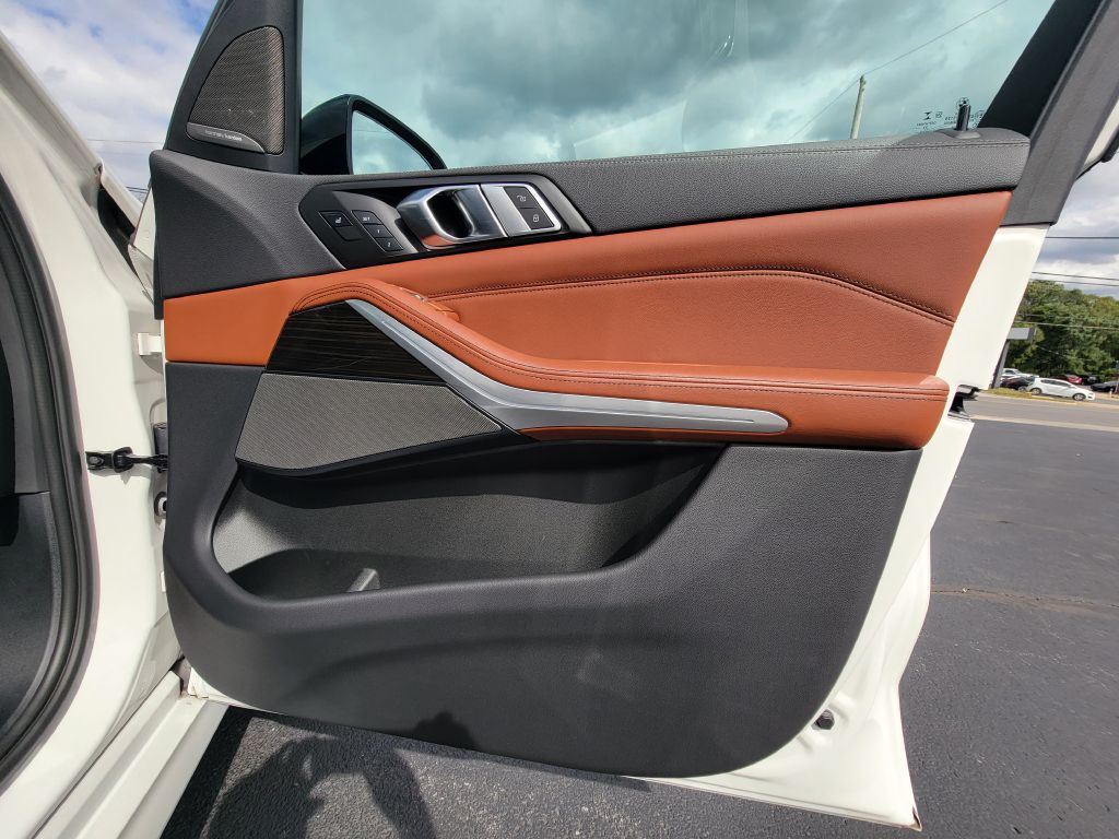 Image for 2023 BMW X5 45E XDRIVE MSport-HUGE Options-Serviced!