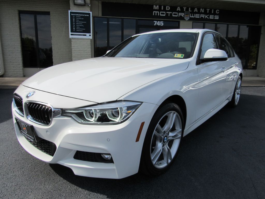 2017 BMW 330 xDrive ///M Sport NAV Camera